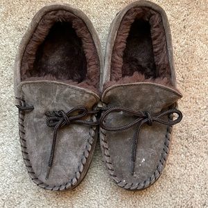 Lamo size 7 moccasins